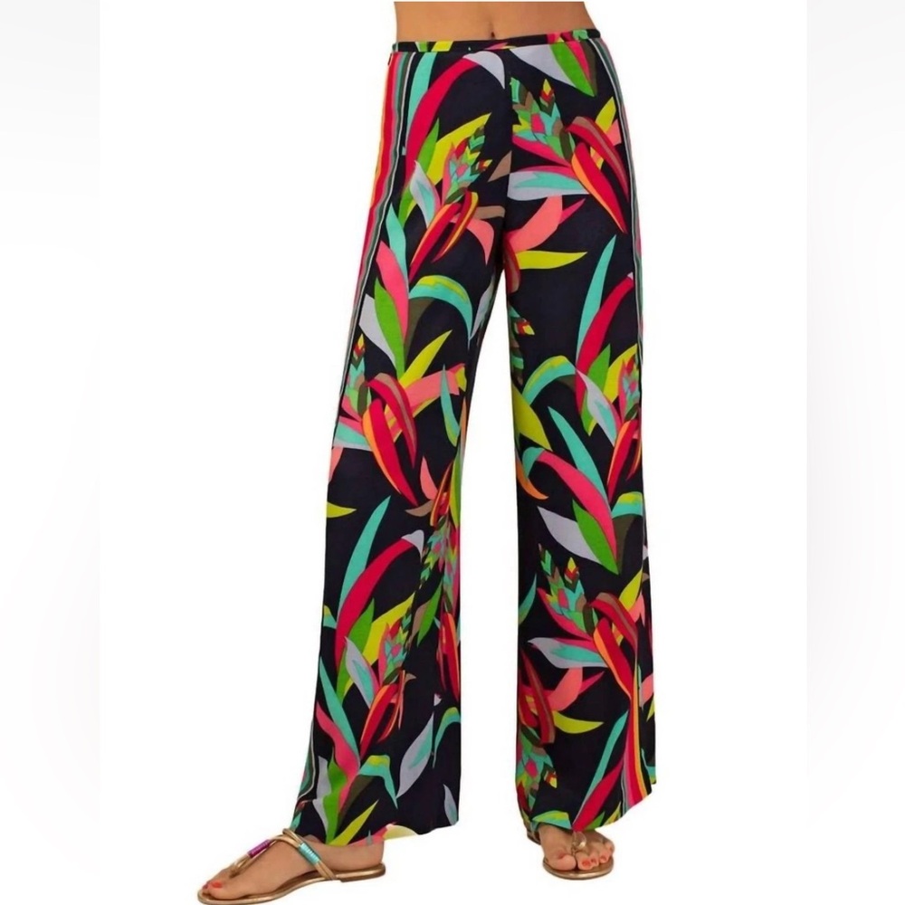 Trina Turk The Esteemed Pant Tropical Print with Side Stripes